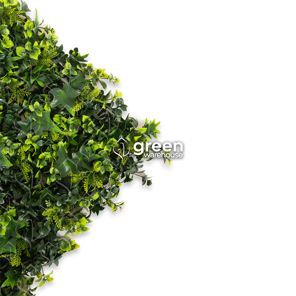 The Mixed Fern Artificial Foliage Panel is made up of three different ferns with textured leaves, varying in size and shades of green; it provides a natural look and makes it a unique and unrepeatable Foliage. It is ideal for highlighting a green wall without the need to combine it with other foliage.