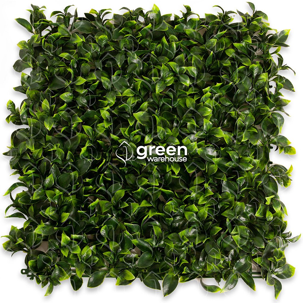The Gardenia Leaf Artificial Foliage is characterized by its medium-sized leaves with an exceptional texture, in shades of green with brighter tips, making it ideal for contrasting with other models or using it uniformly. This model has always been the most popular and preferred both for installing alone or combining it in a personalized Green Wall.