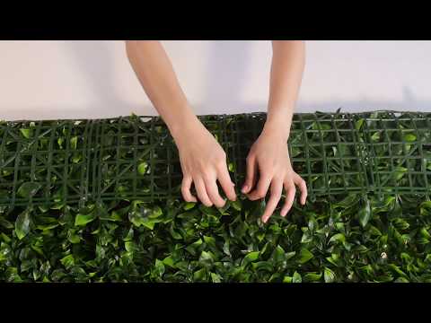 The Gardenia Leaf Artificial Foliage is characterized by having medium-sized leaves with an exceptional texture, in shades of green with brighter tips, making it ideal for contrasting with other models or using it uniformly. This model has always been the most popular and preferred both to install alone or combine it in a personalized Green Wall. We ship all over the USA.